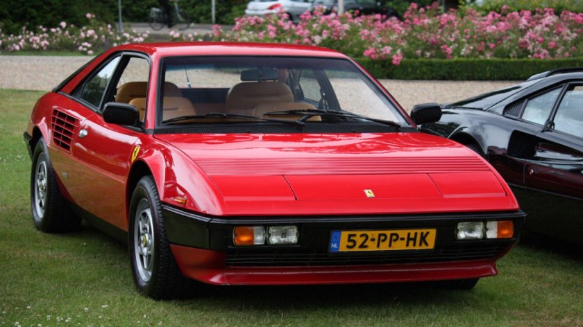 Феррари Мондиаль