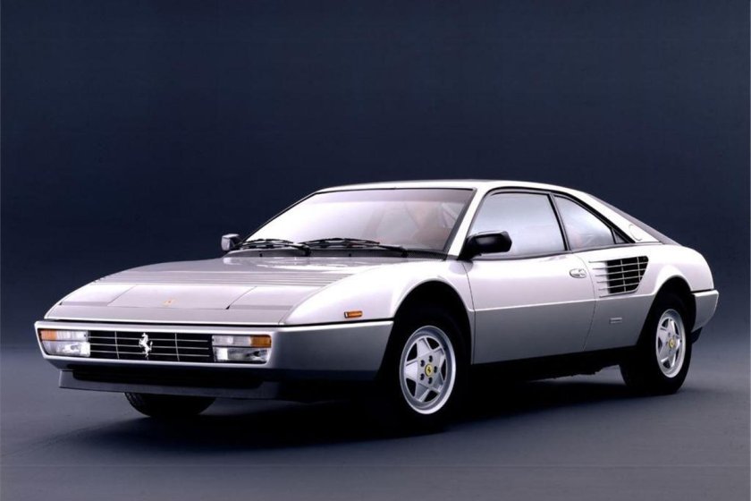 Феррари Mondial