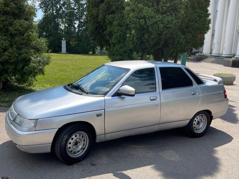 Lada (ваз) 2110 2010