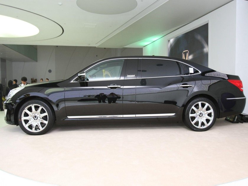 Hyundai Equus Limousine 2010