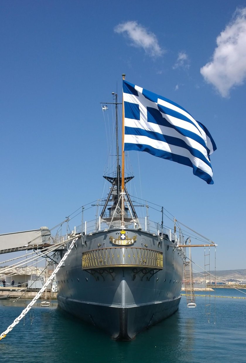 Георгиос Авероф крейсер