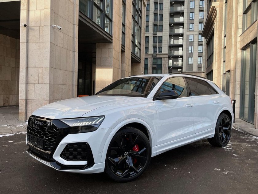 Audi q8 2021