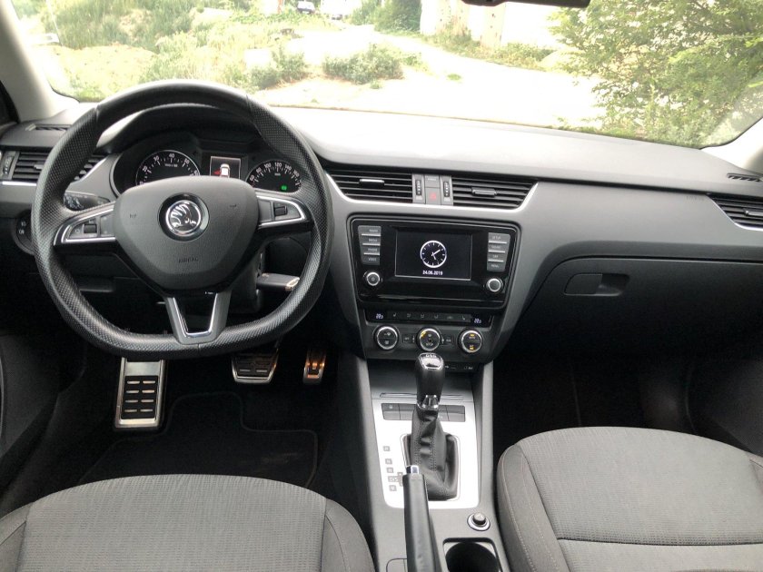 Octavia 2014 салон