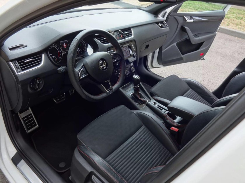 Шкода Октавия а7 салон