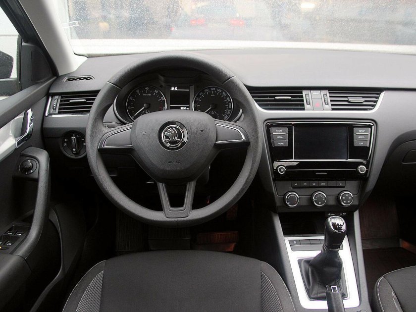 Шкода Октавия а7 Рестайлинг комплектации