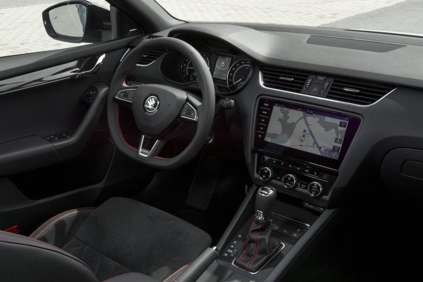 Škoda Octavia 2017 салон