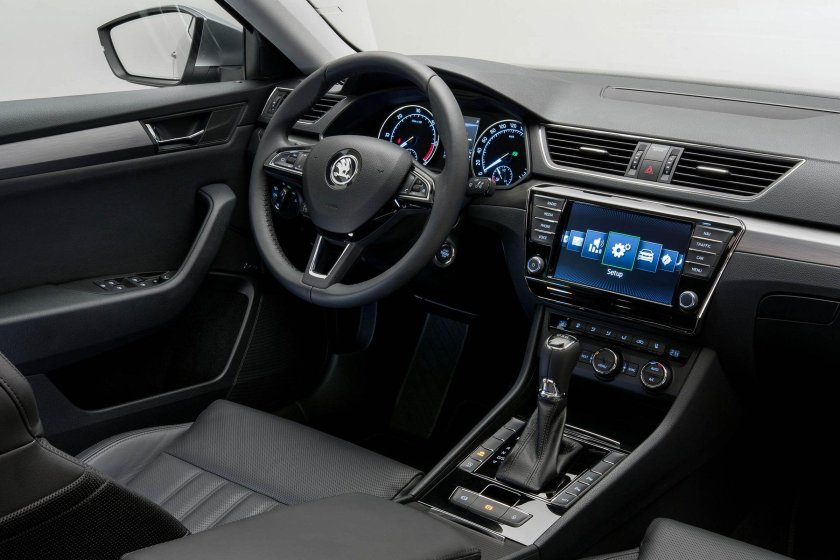 Skoda Superb 2016 салон