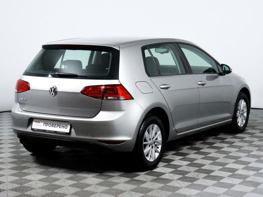 Volkswagen Golf 1.6 МТ