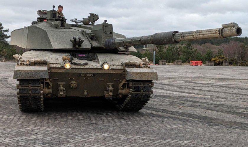 Challenger 2