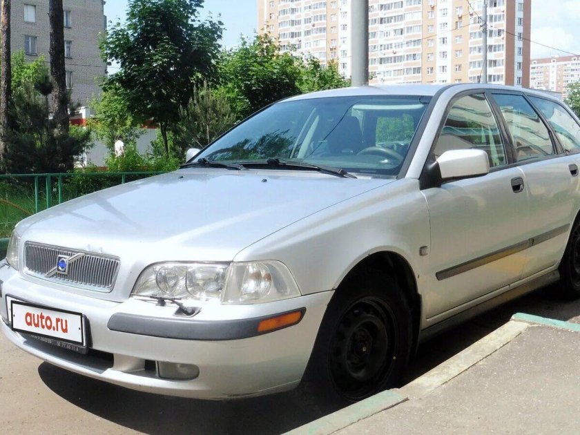 Вольво с40 2002