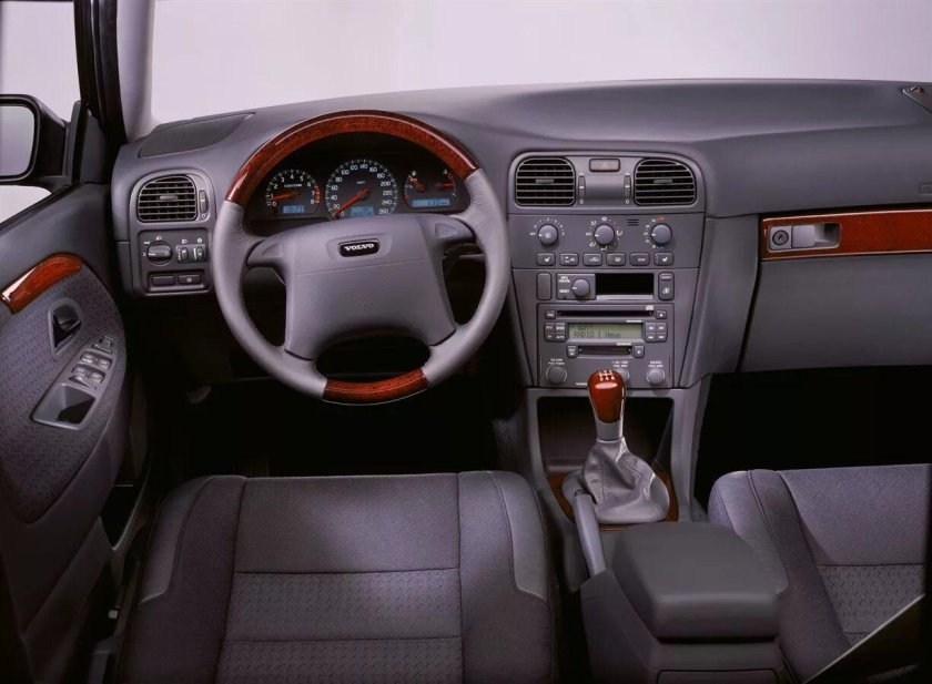 Volvo s40 1 поколение салон