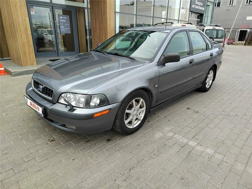 Вольво с40 2003