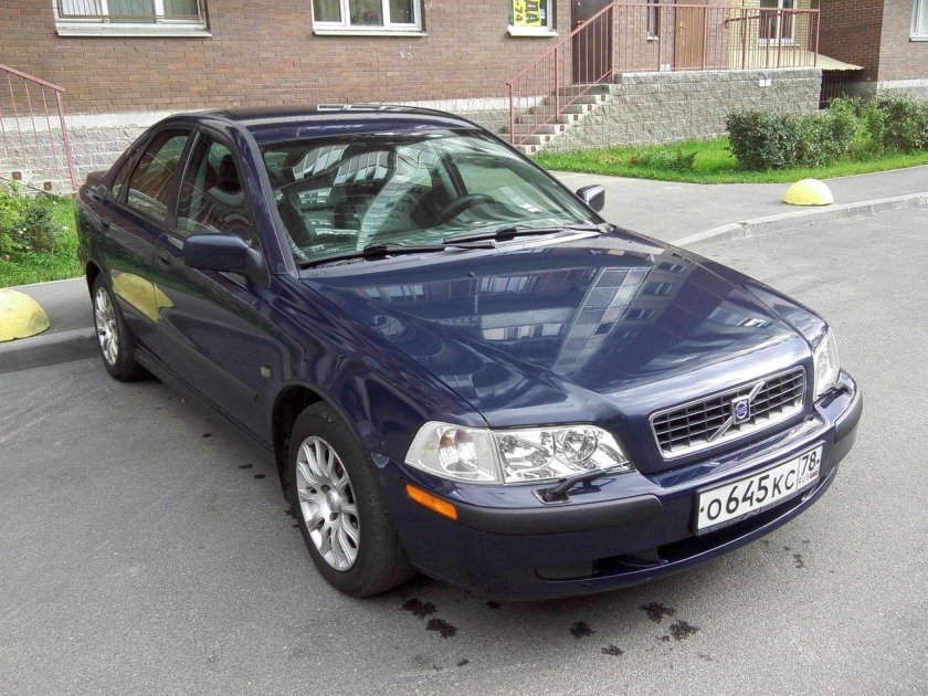 Вольво s40 2002