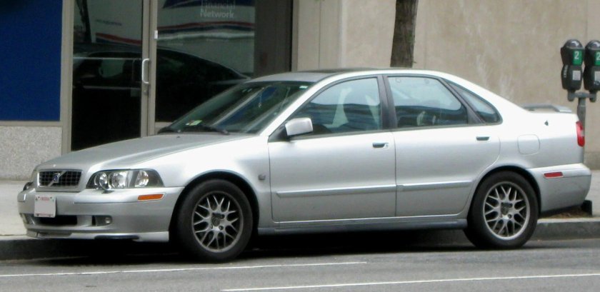 Volvo s40 2003