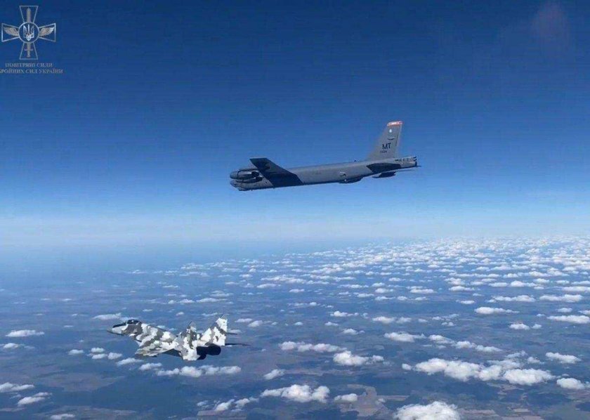 Бомбардировщик в-52н ВВС США