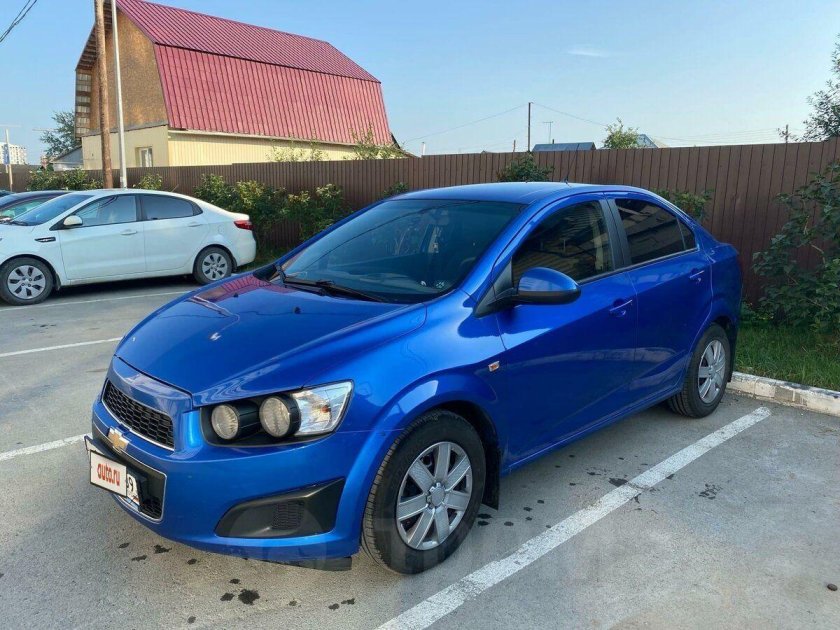 Шевроле Авео седан синий