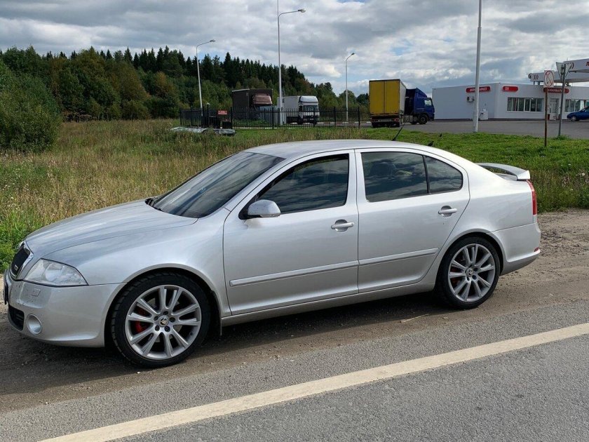 Шкода Октавия RS 2006