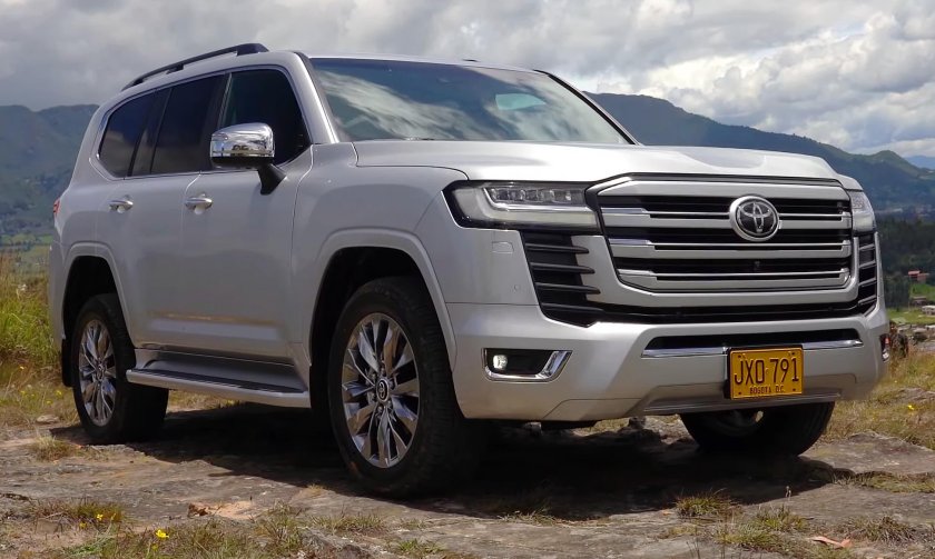 Toyota Land Cruiser 300