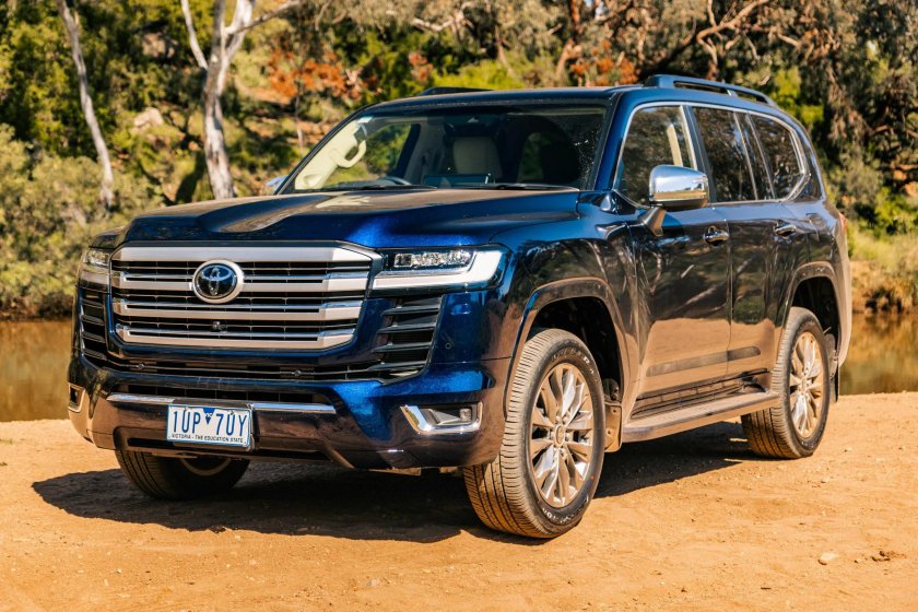 Land Cruiser 300 2022