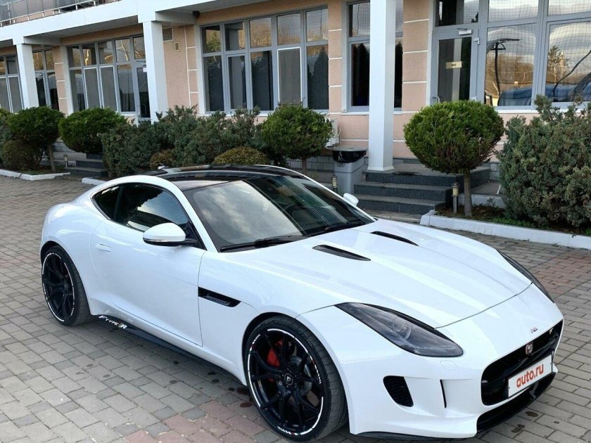 Jaguar f type r