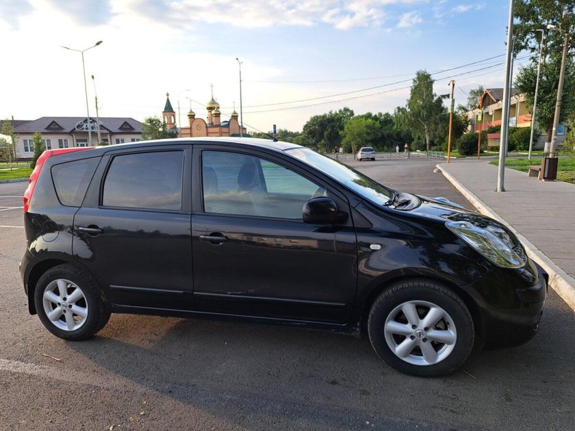 Ниссан ноут 2007