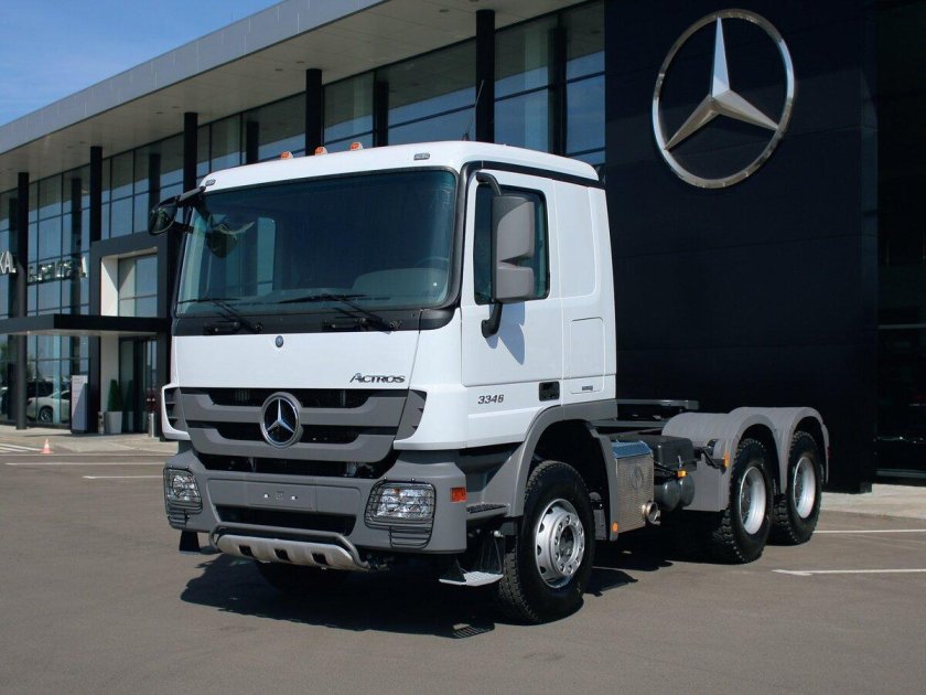 Mercedes-Benz Actros 3346