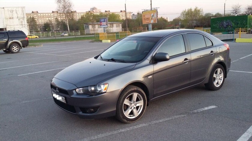 Mitsubishi Lancer 2008 хэтчбек