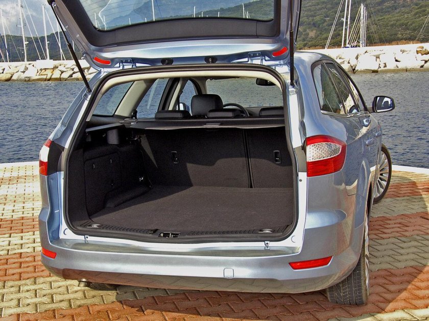 Ford Mondeo универсал багажник