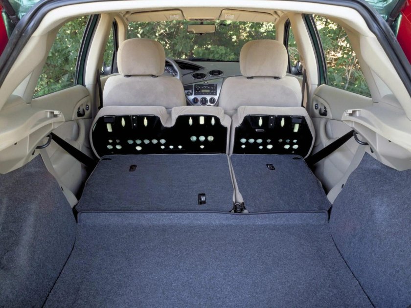 Форд фокус 1 универсал салон