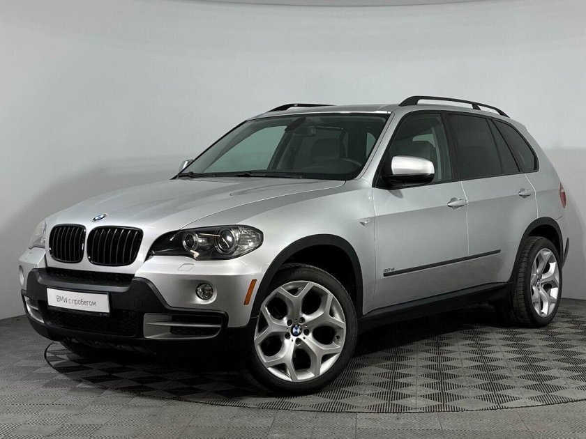 Джип БМВ серебристый