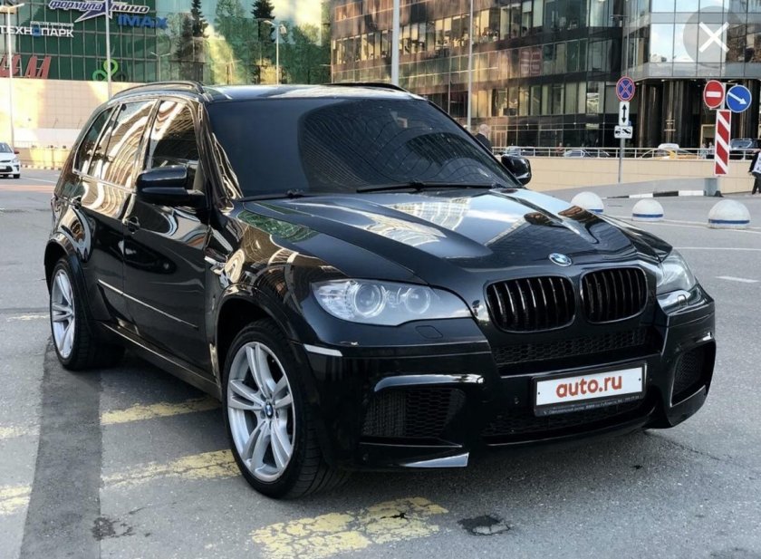 BMW x5 e70 Рестайлинг черный