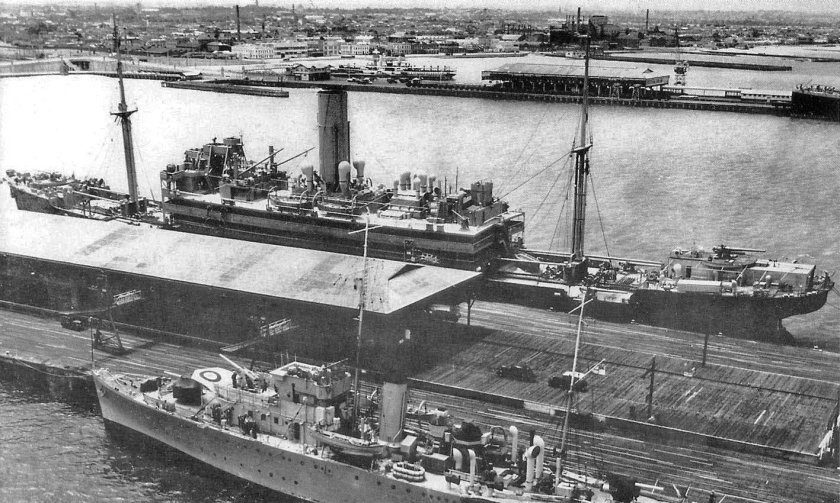 Корморан вспомогательный крейсер