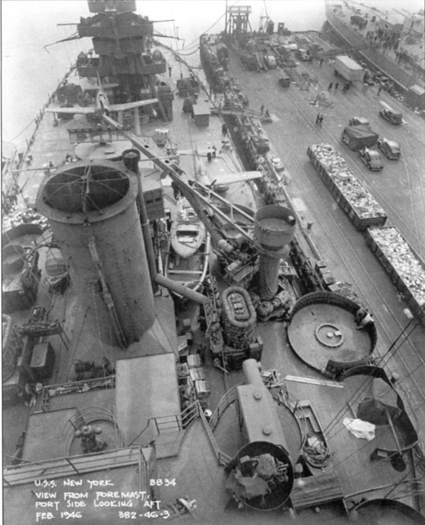 Линкор Оклахома на дне