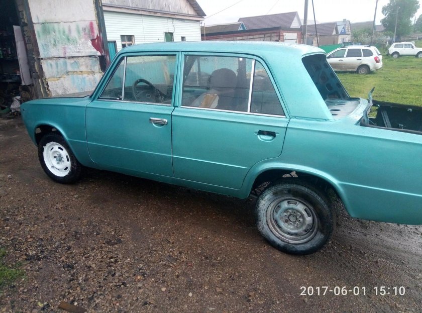 ВАЗ 2106 морская волна