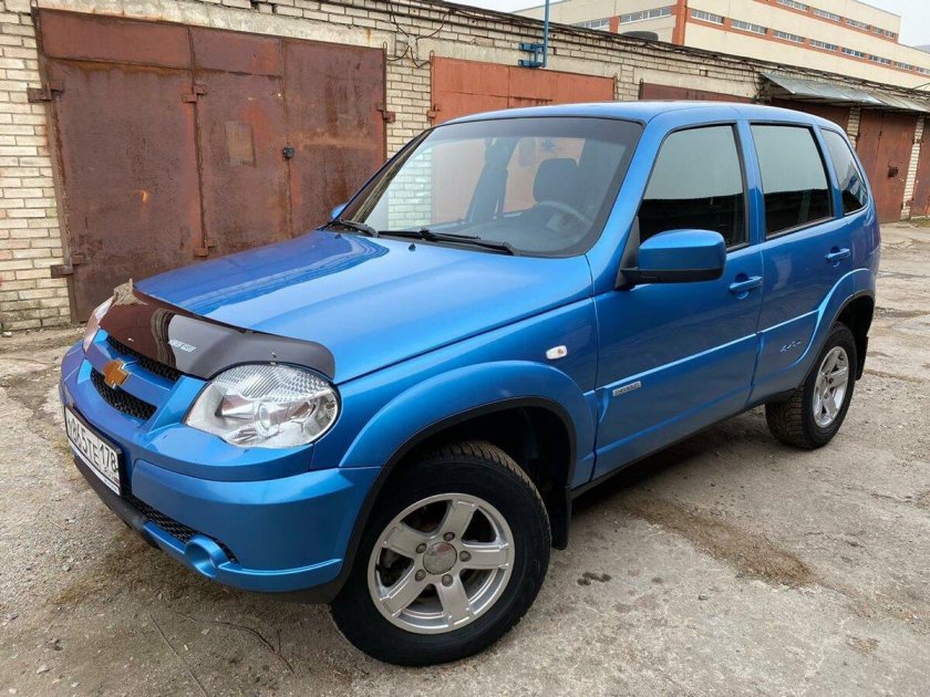 Chevrolet Niva Blue