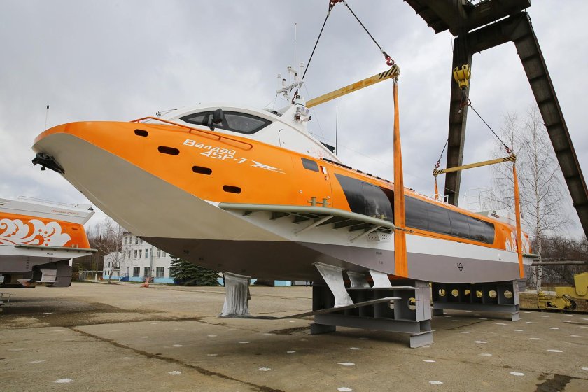 Подводных крыльях "Валдай 45р"