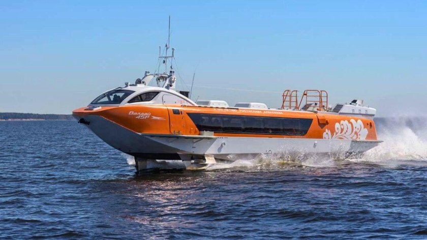 Подводных крыльях \ валдай 45р\