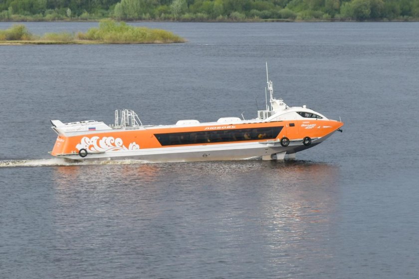 Теплоход Валдай 45р