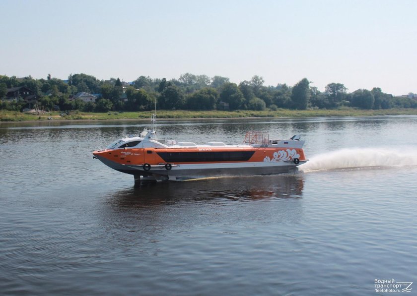 Теплоход Валдай 45р