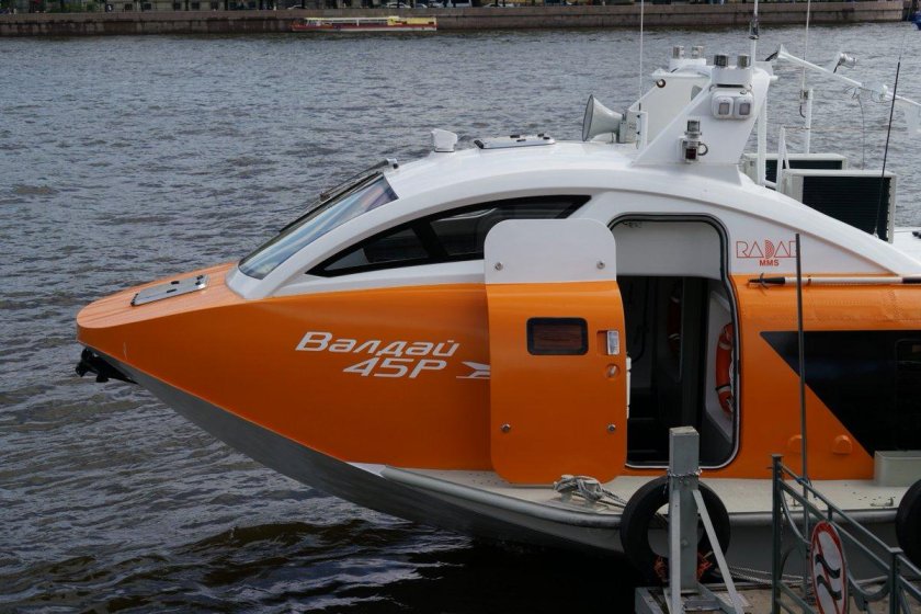 Подводных крыльях "Валдай 45р"