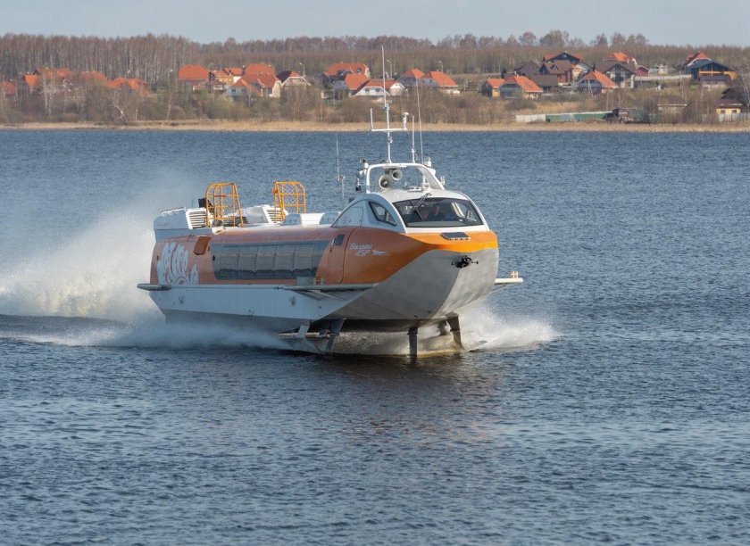 Теплоход Валдай 45р