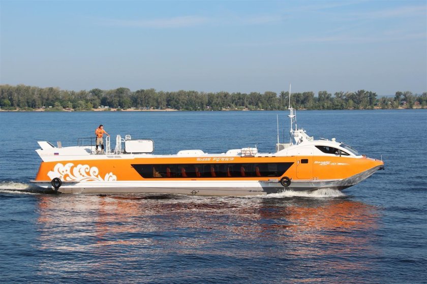 Скоростное судно Валдай-45р