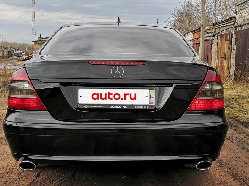 Мерседес е 230