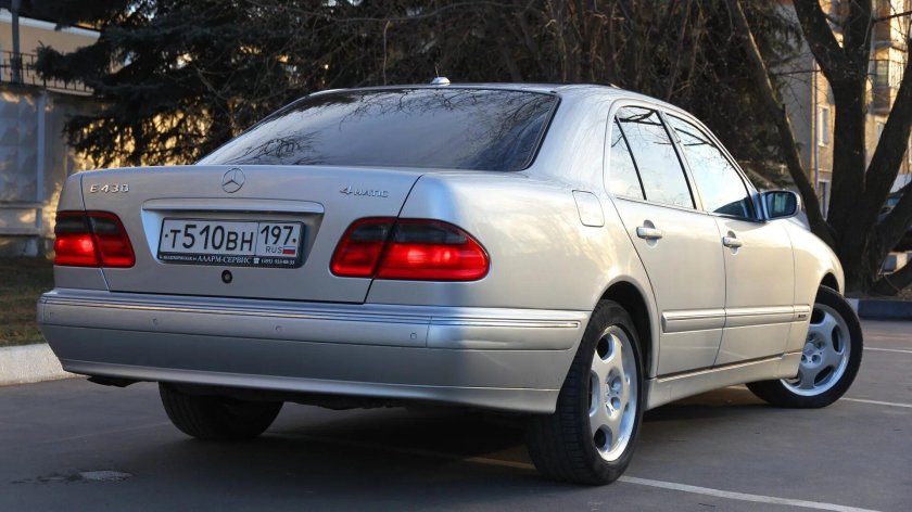 Мерседес е430