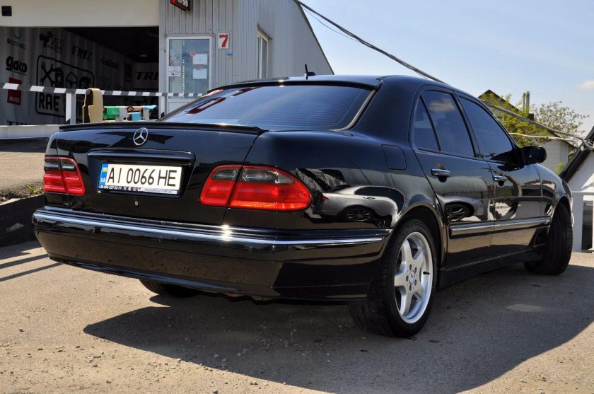 Mercedes e210 e430