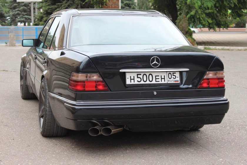 Mercedes Benz w124 e500