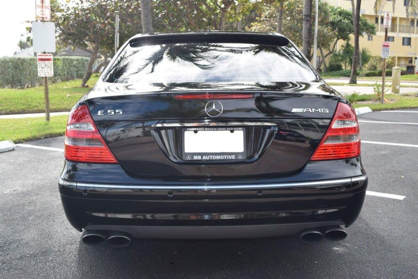 E55 AMG 211