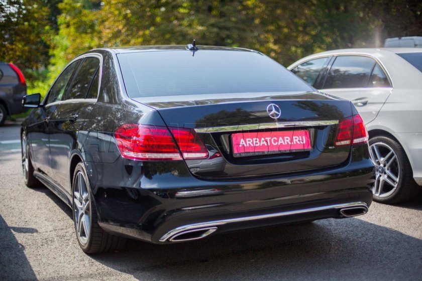 Мерседес w212 сзади