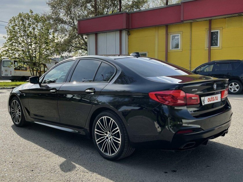 Бмв 5 серии 2017