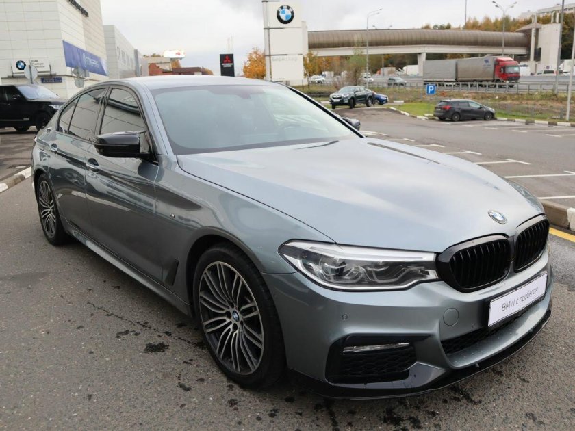 Серая матовая бмв g30